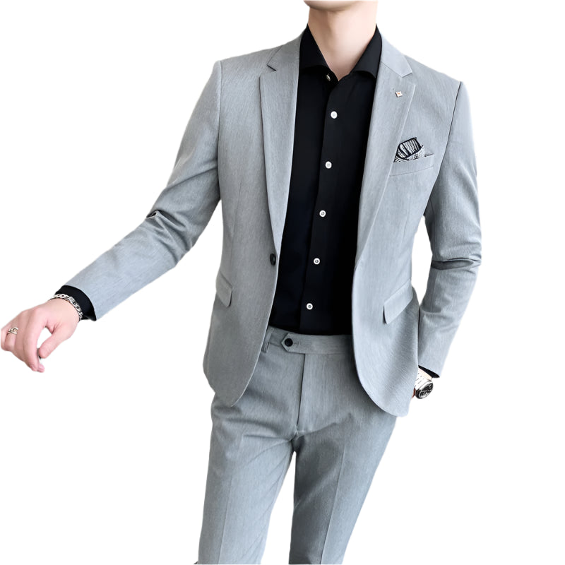 Timeless Suit with Tie Accent